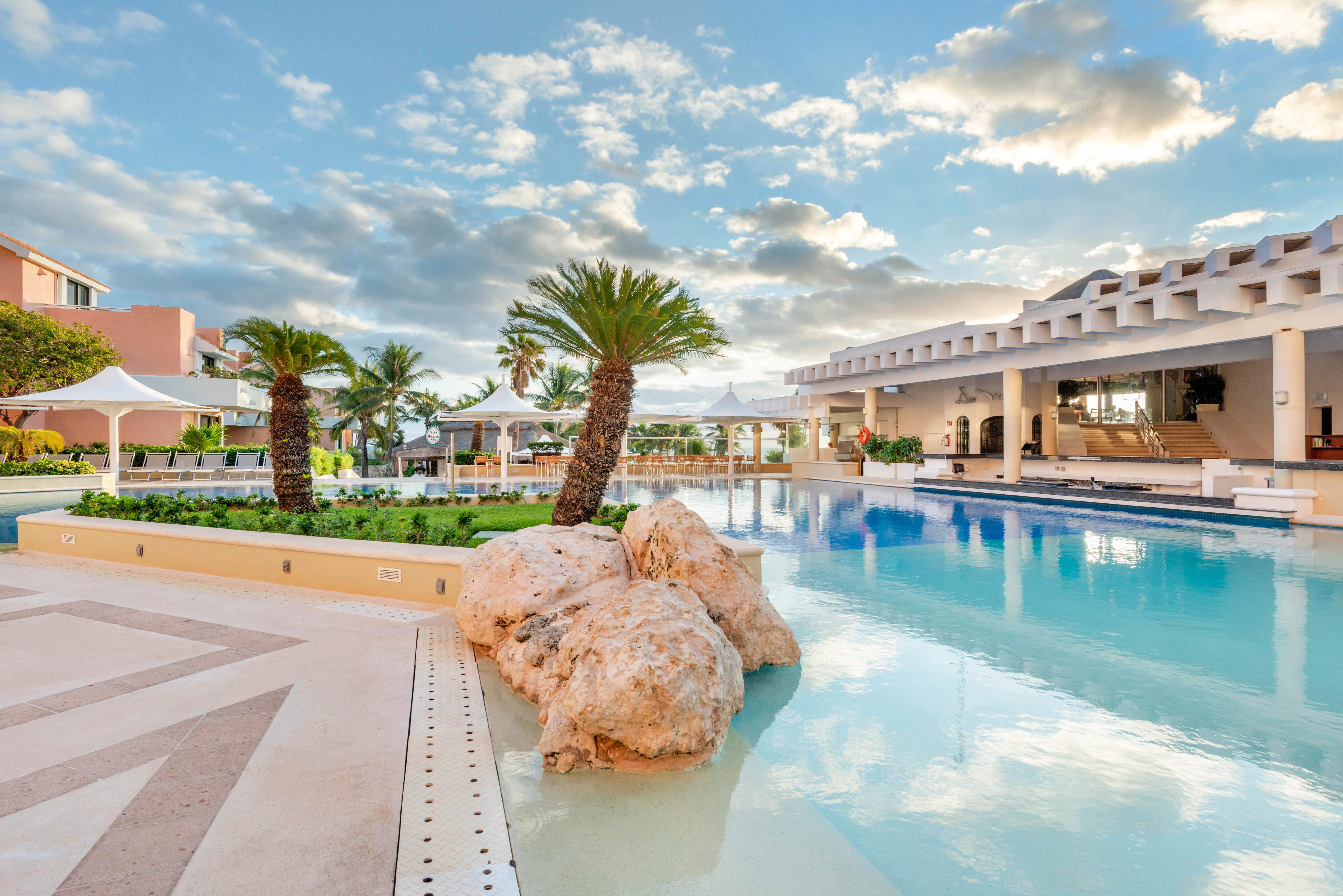 Wyndham Grand Cancun All Inclusive Resort & Villas Exterior foto